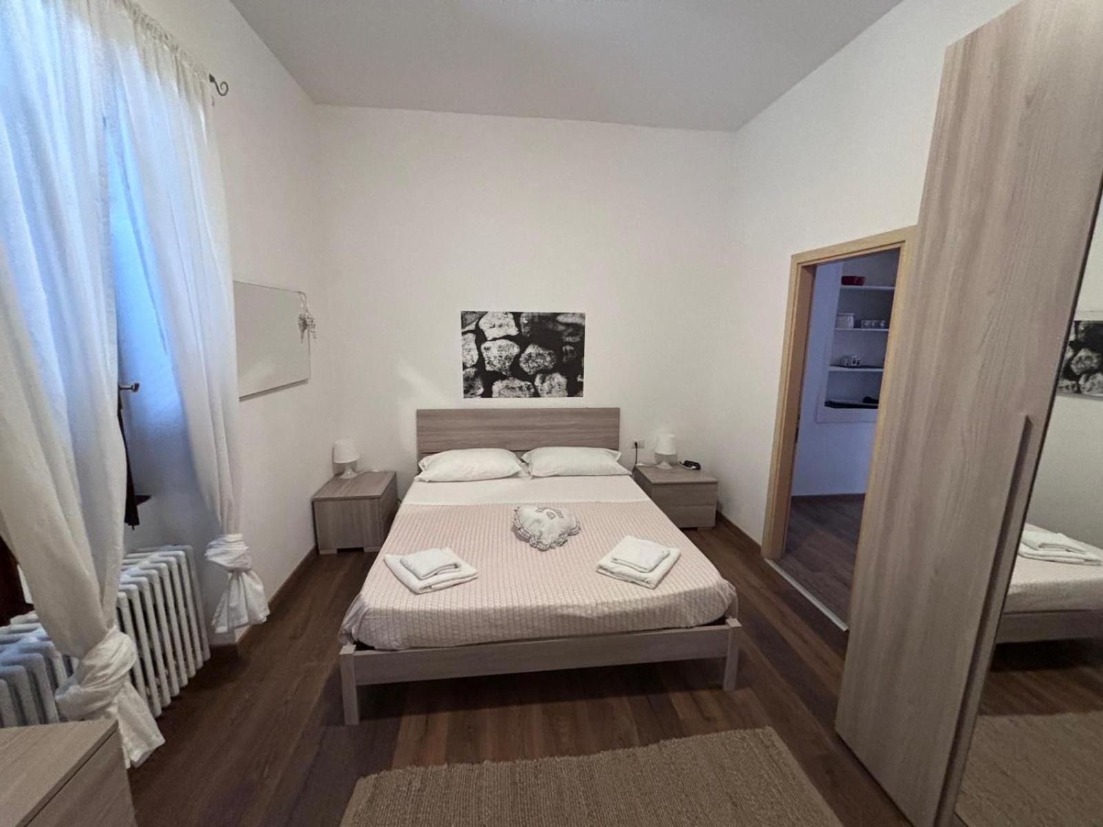 B&B E Residence Abbazia Di Piona Colico Rom bilde